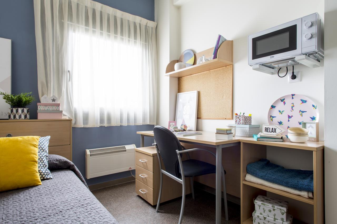 Residencia Universitaria Resa As Burgas Ourense Exteriör bild