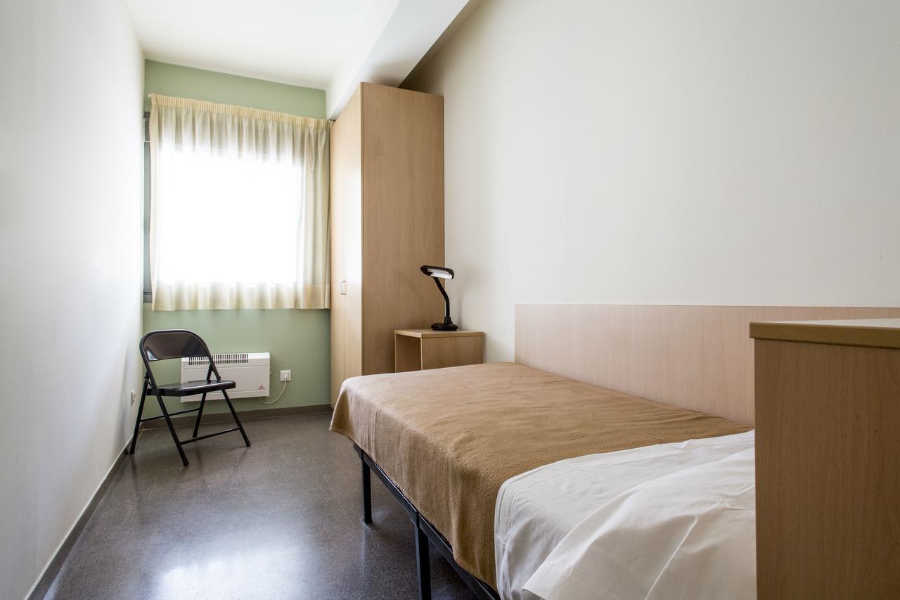 Residencia Universitaria Resa As Burgas Ourense Exteriör bild