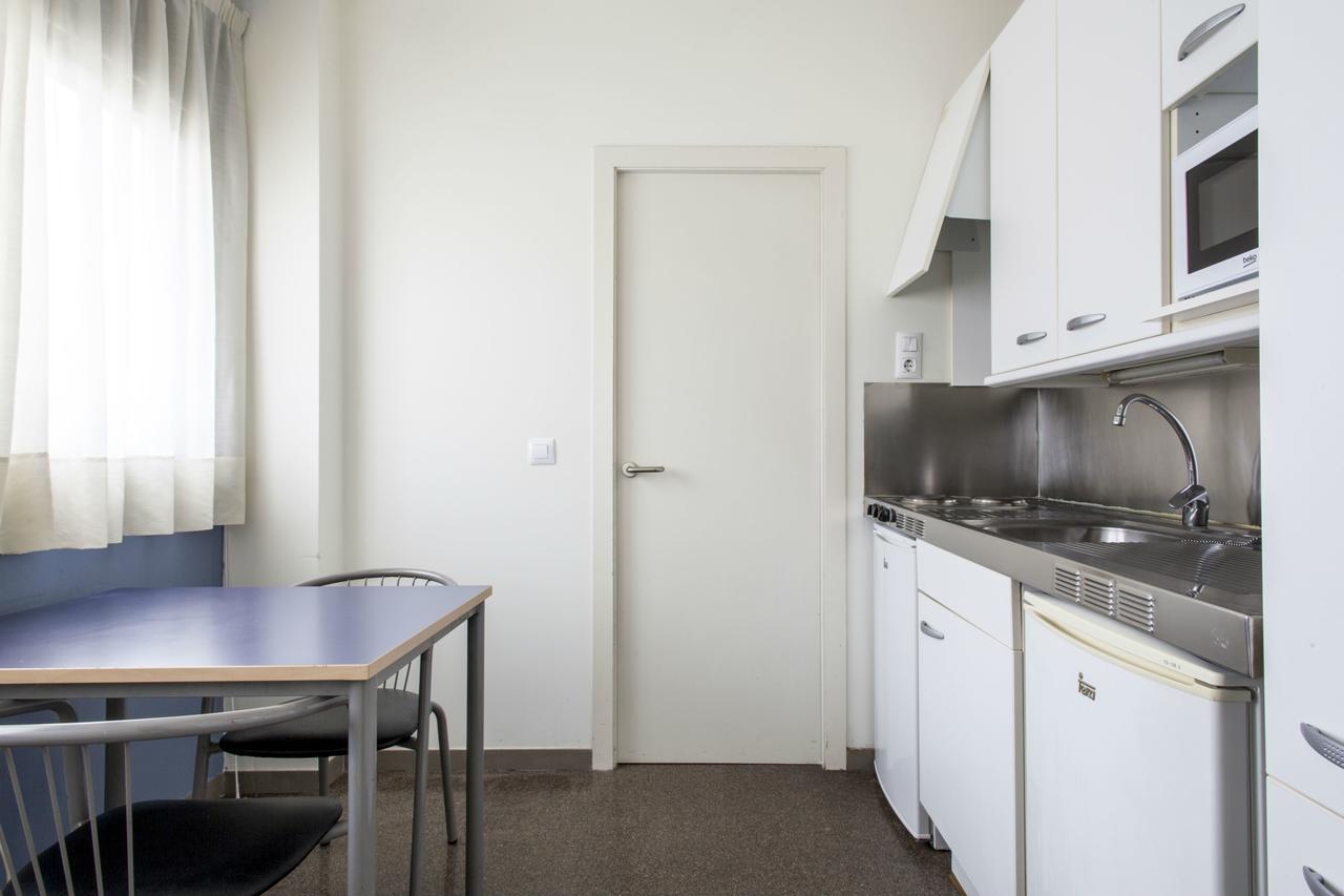 Residencia Universitaria Resa As Burgas Ourense Exteriör bild