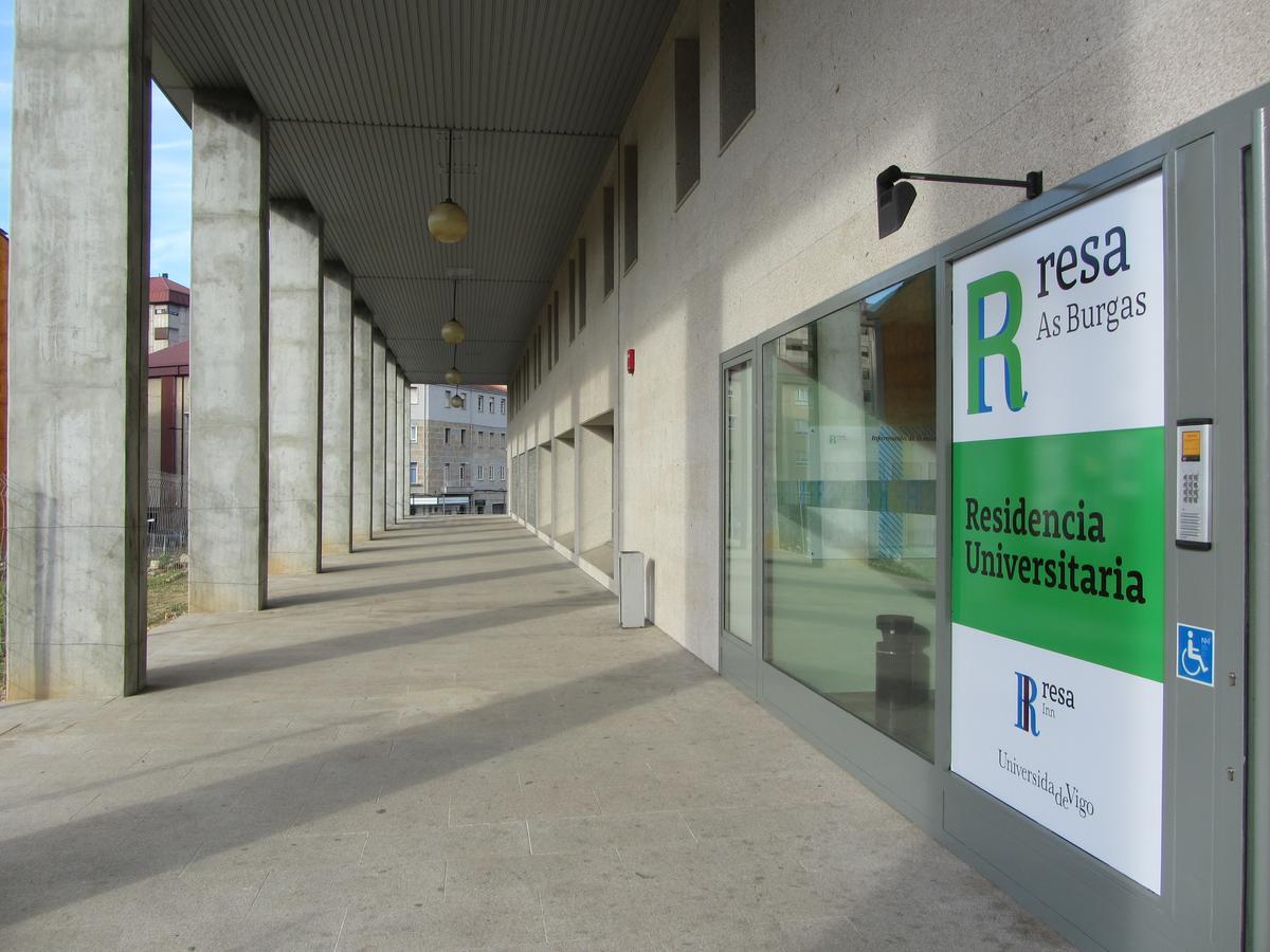 Residencia Universitaria Resa As Burgas Ourense Exteriör bild